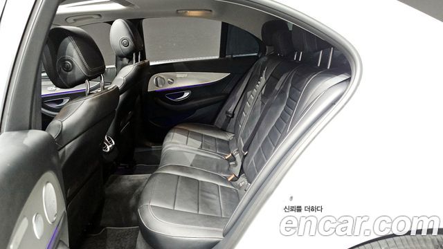 Mercedes-Benz E-Class E300 AMG Line