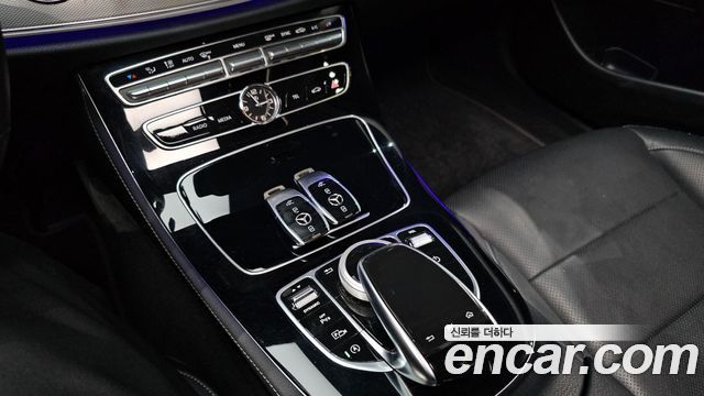 Mercedes-Benz E-Class E300 AMG Line