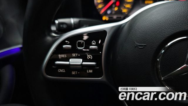 Mercedes-Benz E-Class E300 AMG Line