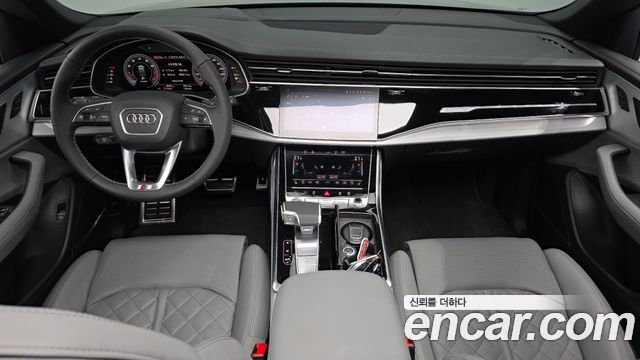 Audi Q8 55 TFSI Quattro Premium