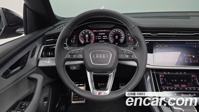 Audi Q8 55 TFSI Quattro Premium