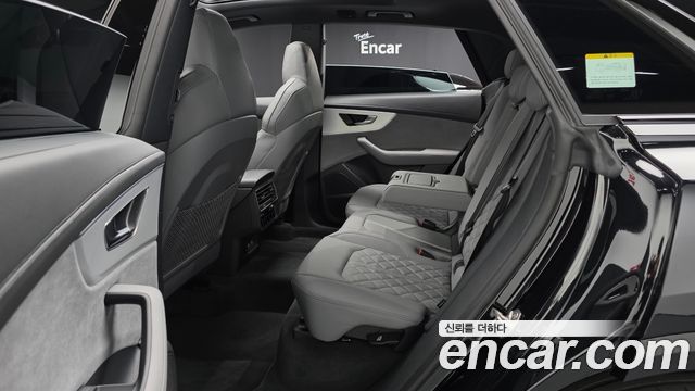 Audi Q8 55 TFSI Quattro Premium