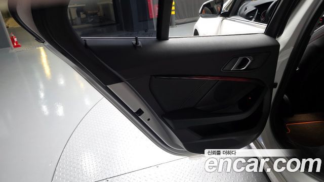 BMW 1-Series 118d Sport