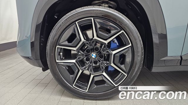 BMW XM 4.4