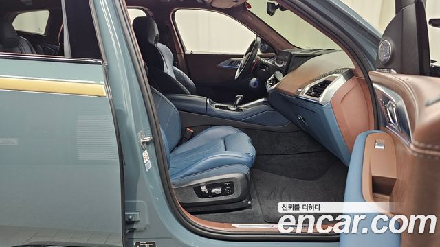 BMW XM 4.4