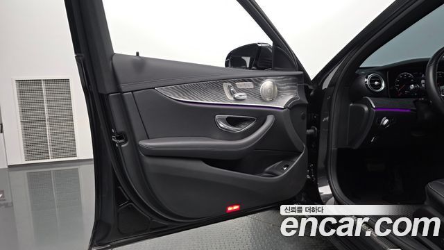 Mercedes-Benz E-Class E350 4MATIC Avantgarde