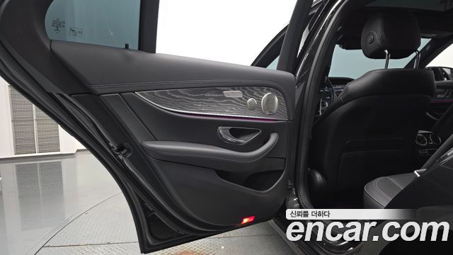 Mercedes-Benz E-Class E350 4MATIC Avantgarde