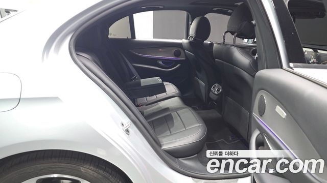 Mercedes-Benz E-Class E300 Avantgarde