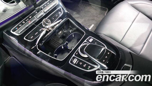 Mercedes-Benz E-Class E300 Avantgarde