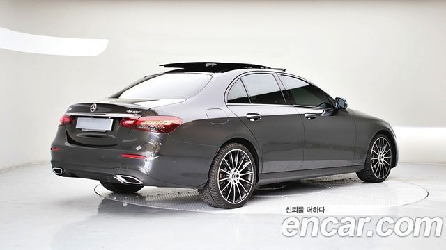 Mercedes-Benz E-Class E350 4MATIC AMG Line