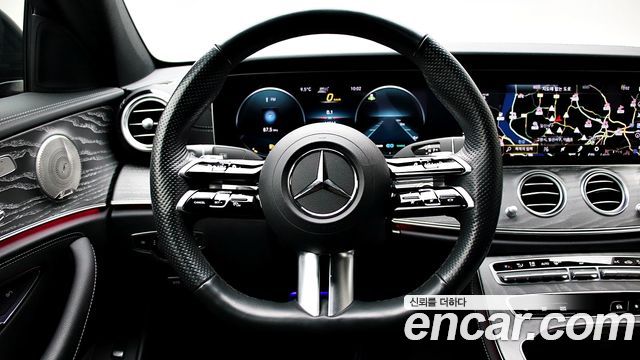 Mercedes-Benz E-Class E350 4MATIC AMG Line