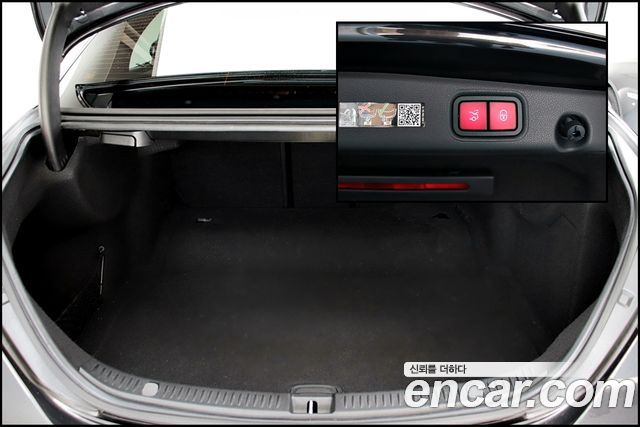 Mercedes-Benz E-Class E350 4MATIC AMG Line