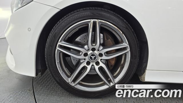 Mercedes-Benz E-Class E220d Coupe