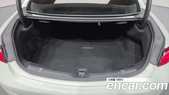 Mercedes-Benz E-Class E220d Coupe