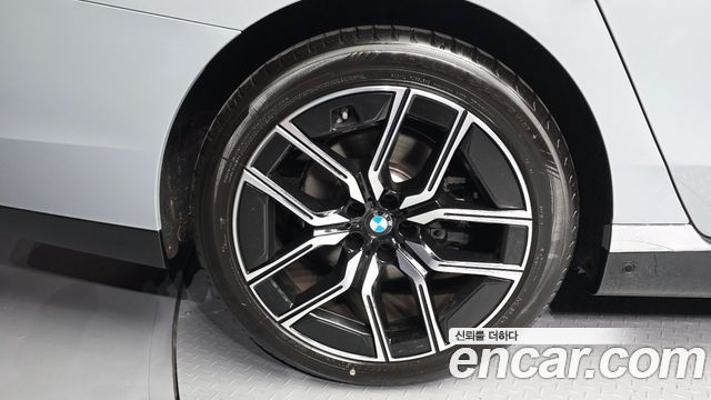 BMW 7-Series 740d xDrive M Sport