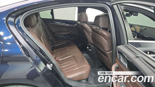 BMW 5-Series 530i xDrive M Sport Package Plus