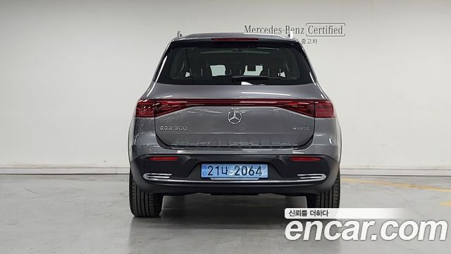 Mercedes-Benz EQB EQB300 4MATIC
