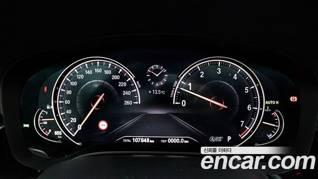 BMW 5-Series 520i Luxury