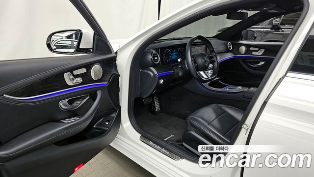Mercedes-Benz E-Class E220d 4MATIC AMG Line