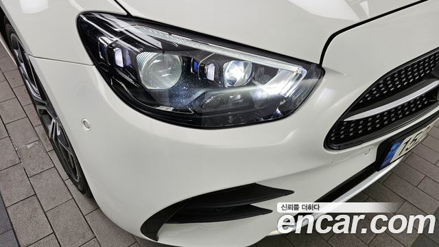 Mercedes-Benz E-Class E220d 4MATIC AMG Line