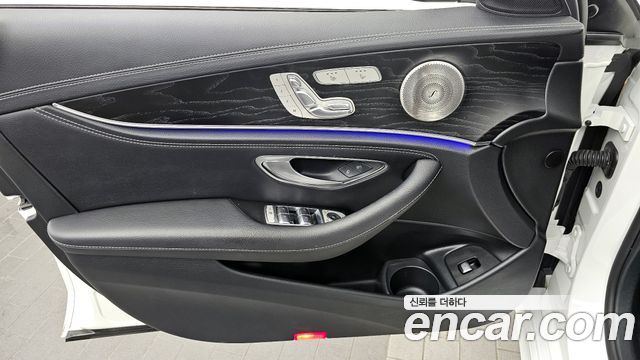 Mercedes-Benz E-Class E220d 4MATIC AMG Line