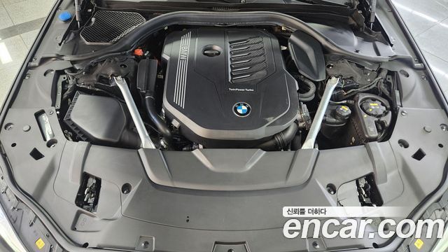 BMW 7-Series 740Li xDrive M Sport Package