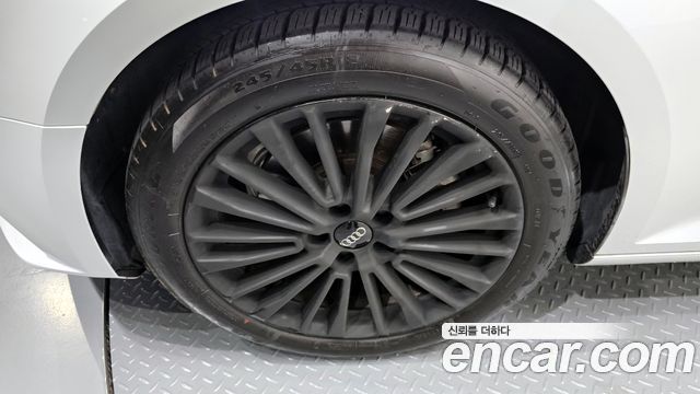 Audi A4 40 TFSI
