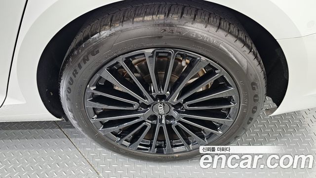 Audi A4 40 TFSI