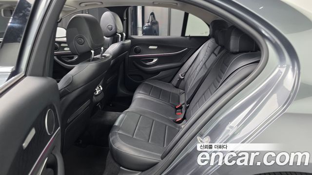 Mercedes-Benz E-Class E300 AV Intelligent Drive