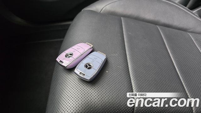 Mercedes-Benz E-Class E300 AV Intelligent Drive
