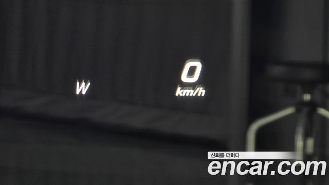 Mercedes-Benz E-Class E300 AV Intelligent Drive