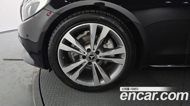 Mercedes-Benz C-Class C220 d Avantgarde