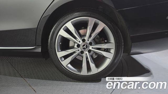 Mercedes-Benz C-Class C220 d Avantgarde