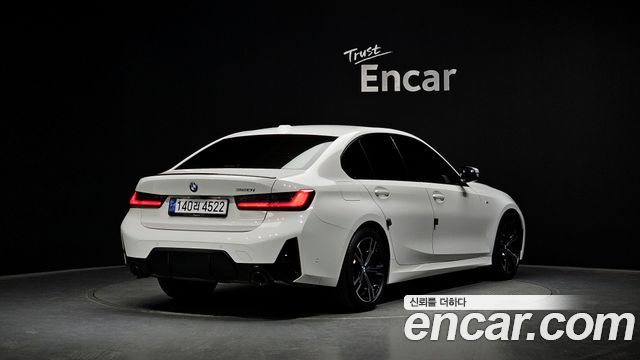 BMW 3-Series 320i M Sport