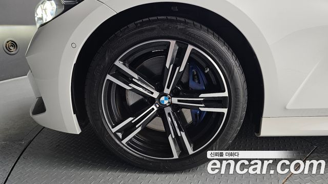 BMW 3-Series 320i M Sport