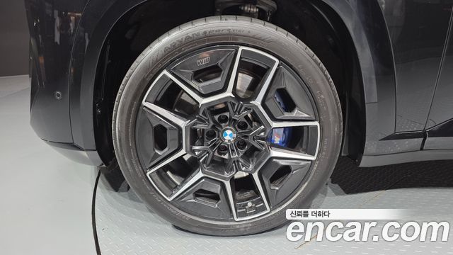 BMW XM 4.4