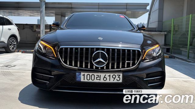 Mercedes-Benz E-Class E300 4MATIC Avnatgarde