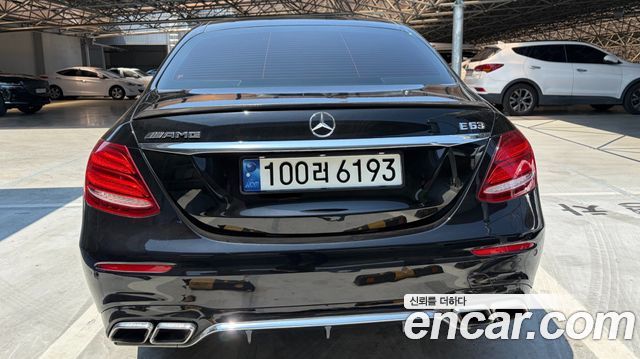 Mercedes-Benz E-Class E300 4MATIC Avnatgarde
