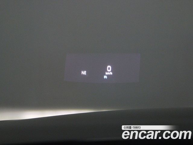 Mercedes-Benz E-Class E300 4MATIC Avnatgarde
