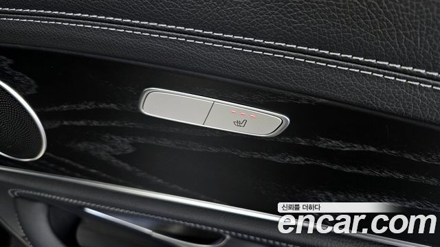 Mercedes-Benz E-Class E220d 4MATIC AMG Line