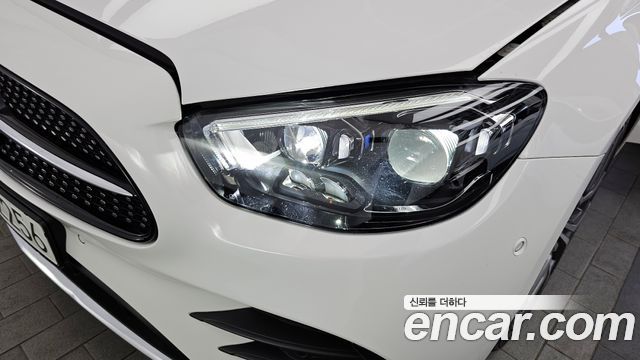 Mercedes-Benz E-Class E220d 4MATIC AMG Line