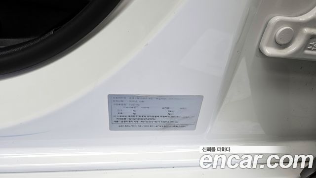 Mercedes-Benz E-Class E220d 4MATIC AMG Line