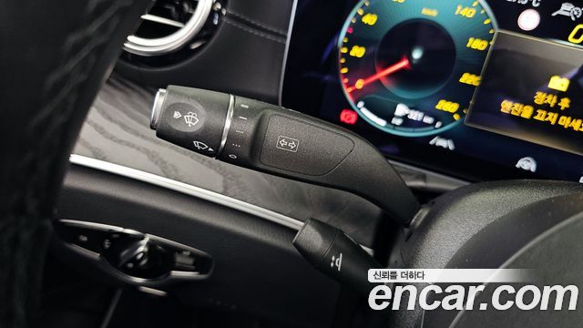 Mercedes-Benz E-Class E220d 4MATIC AMG Line