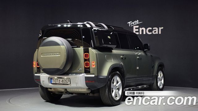 Land Rover Defender 110 D300 HSE