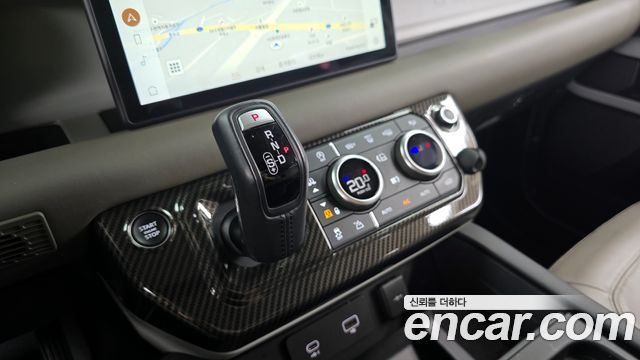 Land Rover Defender 110 D300 HSE