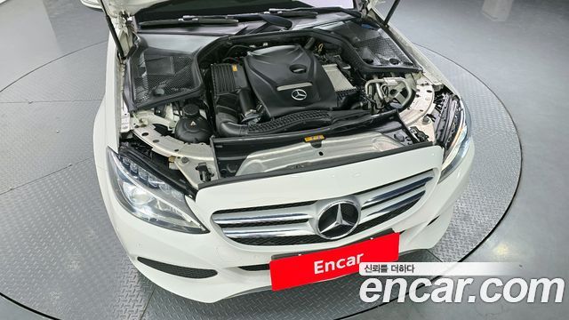 Mercedes-Benz C-Class C200 Avantgarde