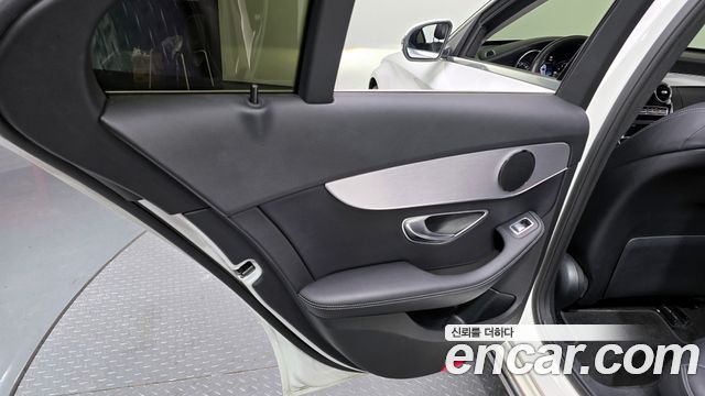 Mercedes-Benz C-Class C200 Avantgarde