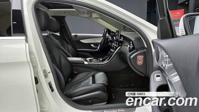 Mercedes-Benz C-Class C200 Avantgarde