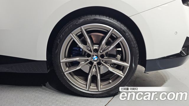 BMW 2-Series M240i xDrive Coupe