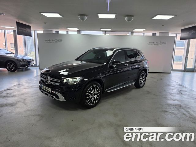 Mercedes-Benz GLC-Class GLC300e 4MATIC